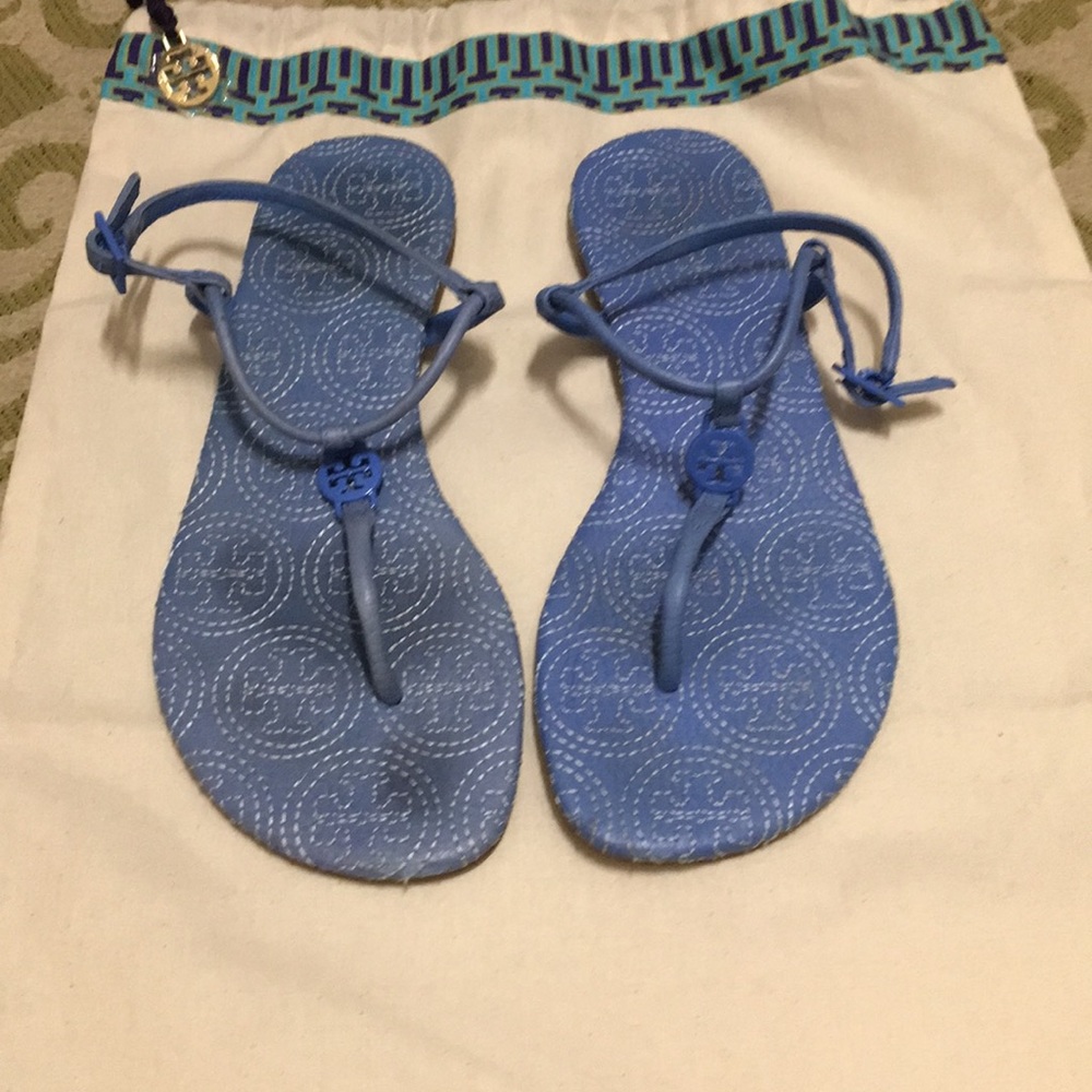 Tory Burch T strap sandal. Size 7